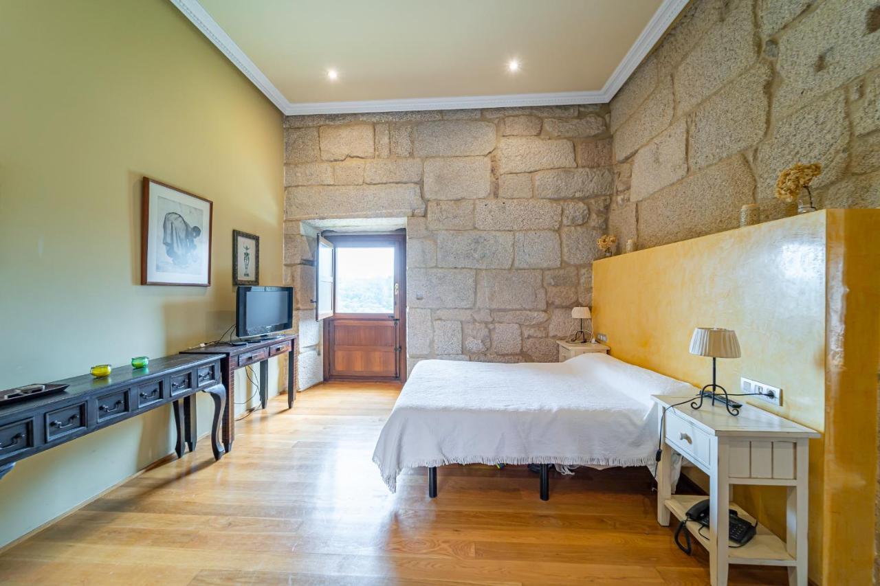 Casa Rural Pazo San Damian Amoeiro Exteriör bild